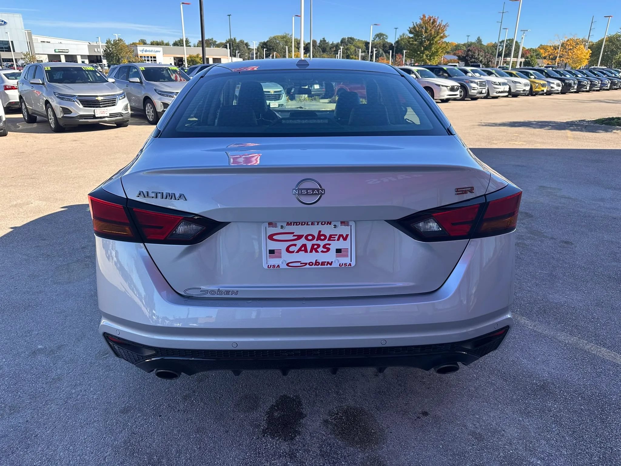 Used 2025 Nissan Altima 2.5 SR FWD image 6