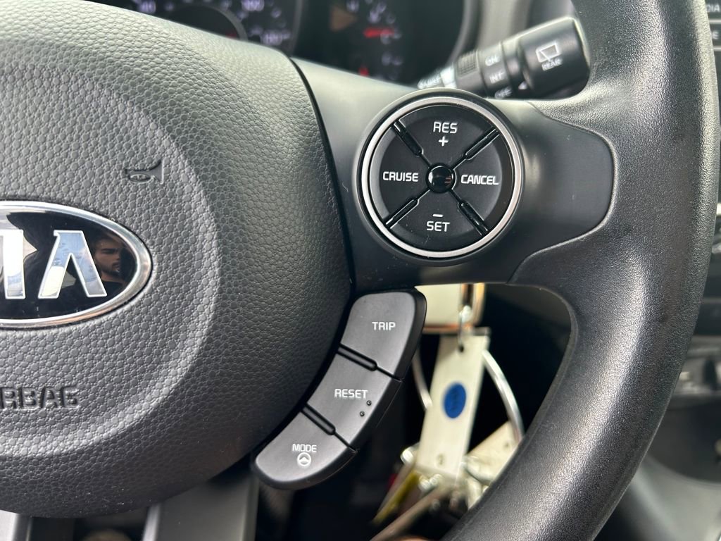 Used 2015 Kia Soul image 14