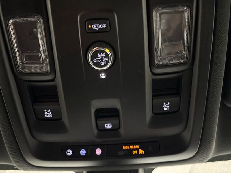 Used 2021 Chevrolet Suburban RST w/ Rear Media and Nav Package AWD/4WD image 58