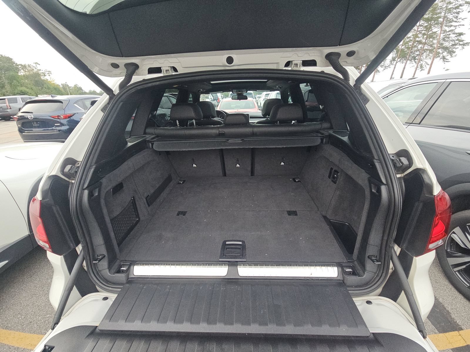 Used 2017 BMW X5 xDrive40e AWD/4WD image 7