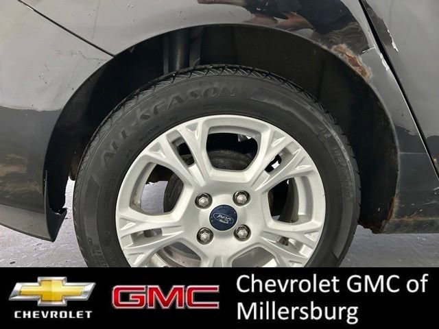 Used 2014 Ford Fiesta SE w/ Comfort Package FWD image 11