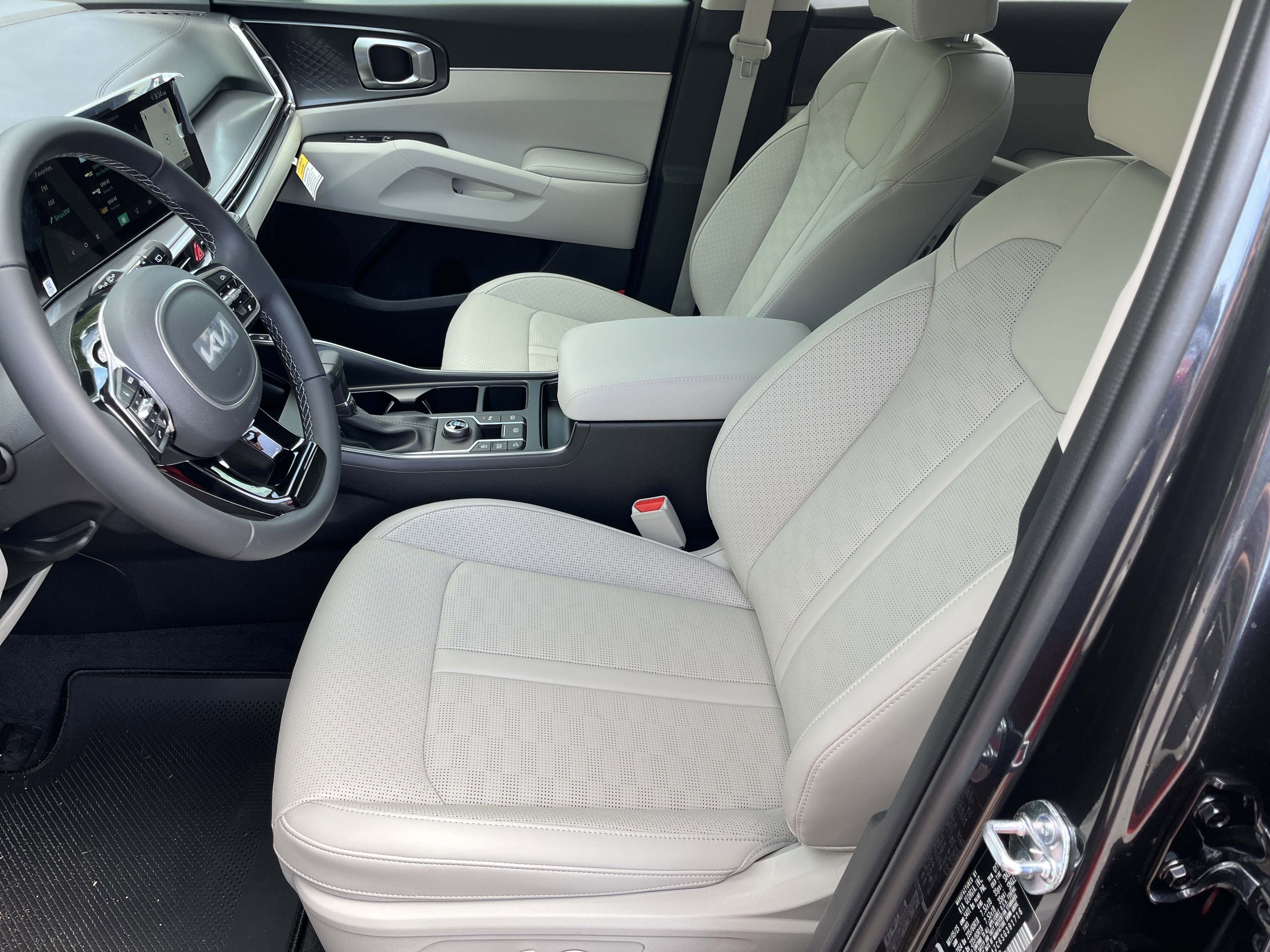 New 2025 Kia Sorento S image 20