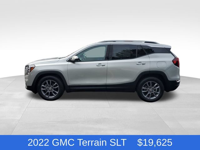 Used 2022 GMC Terrain SLT w/ Infotainment Package II AWD/4WD image 2