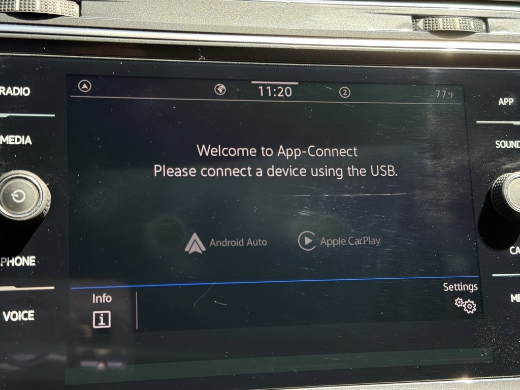 Certified 2024 Volkswagen Tiguan SE R-Line image 11