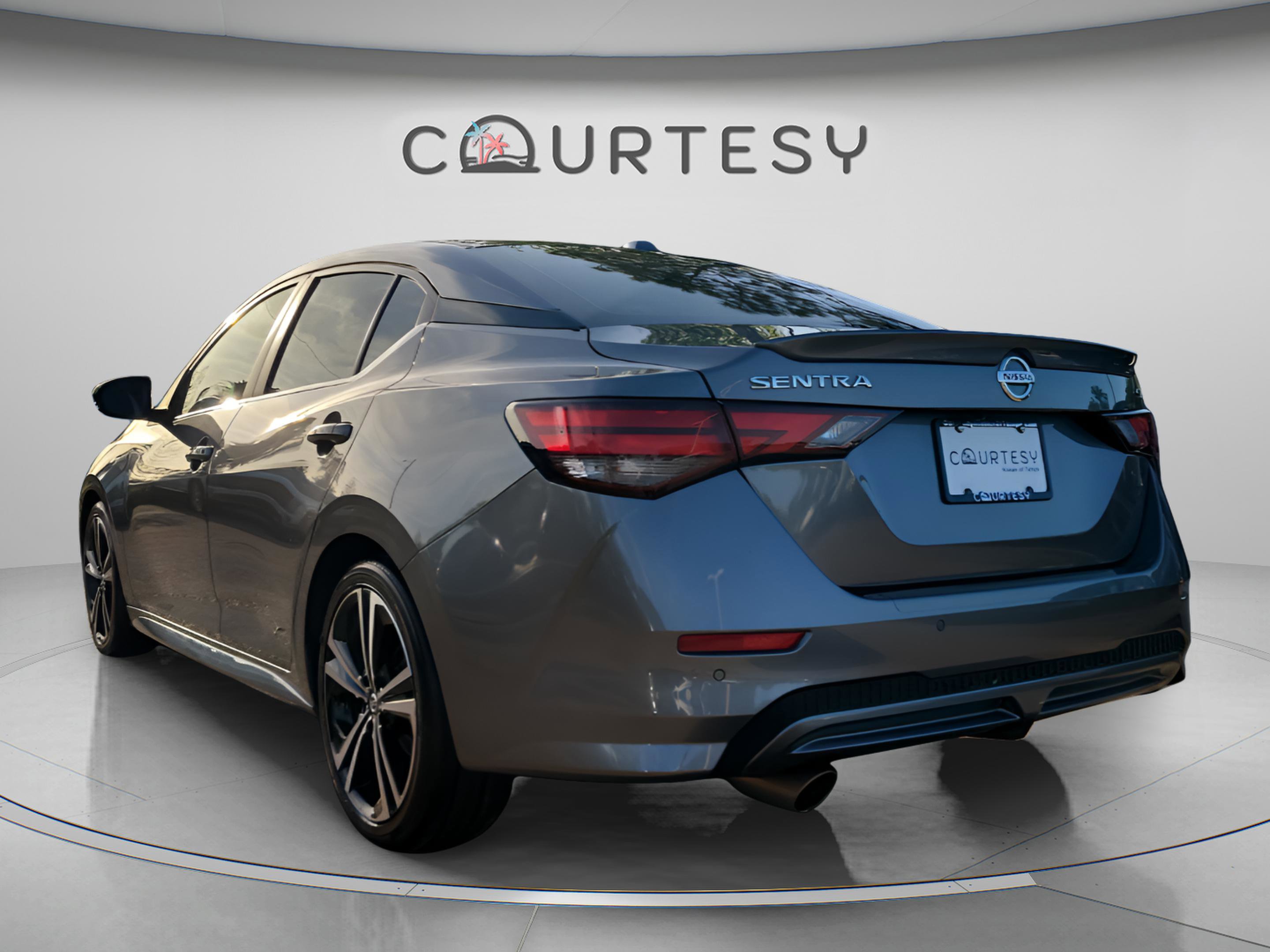 Certified 2023 Nissan Sentra SR image 2