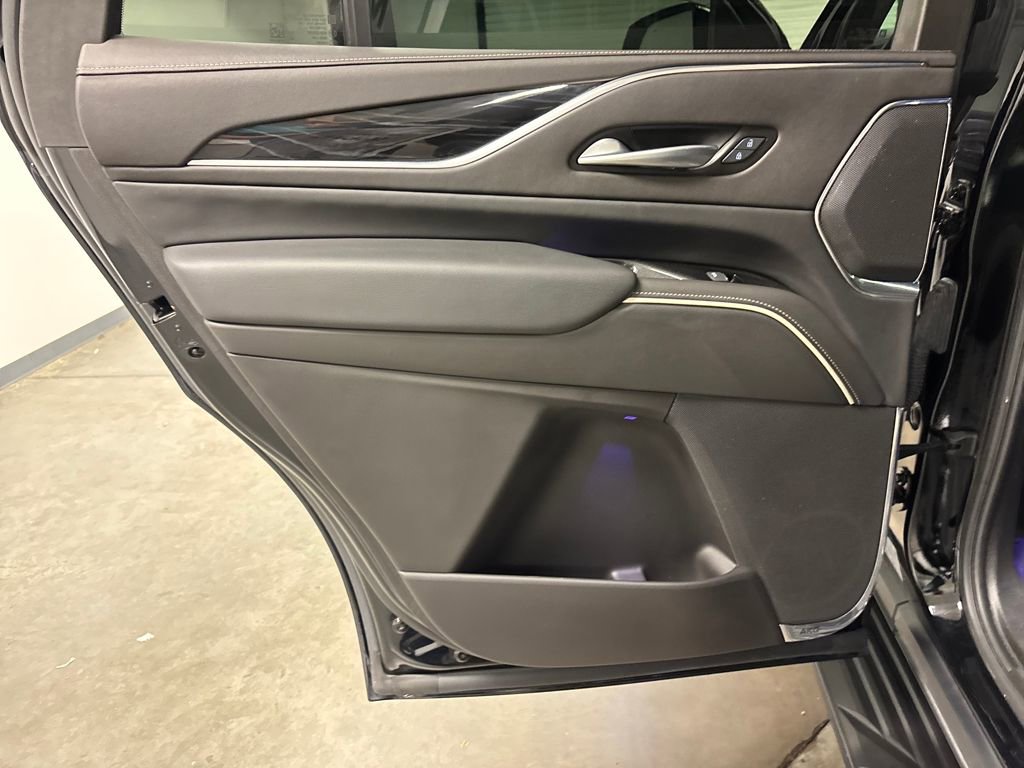 Certified 2024 Cadillac Escalade Sport image 33