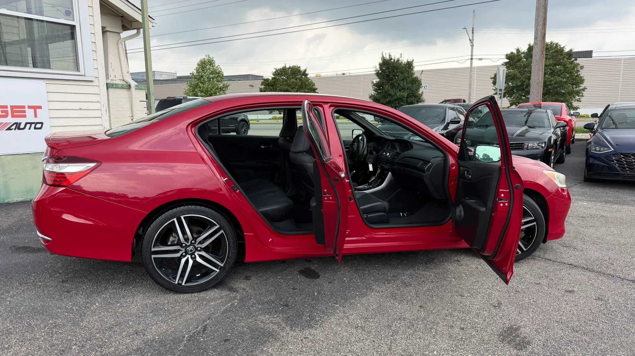 Used 2017 Honda Accord Sport Special Edition image 25