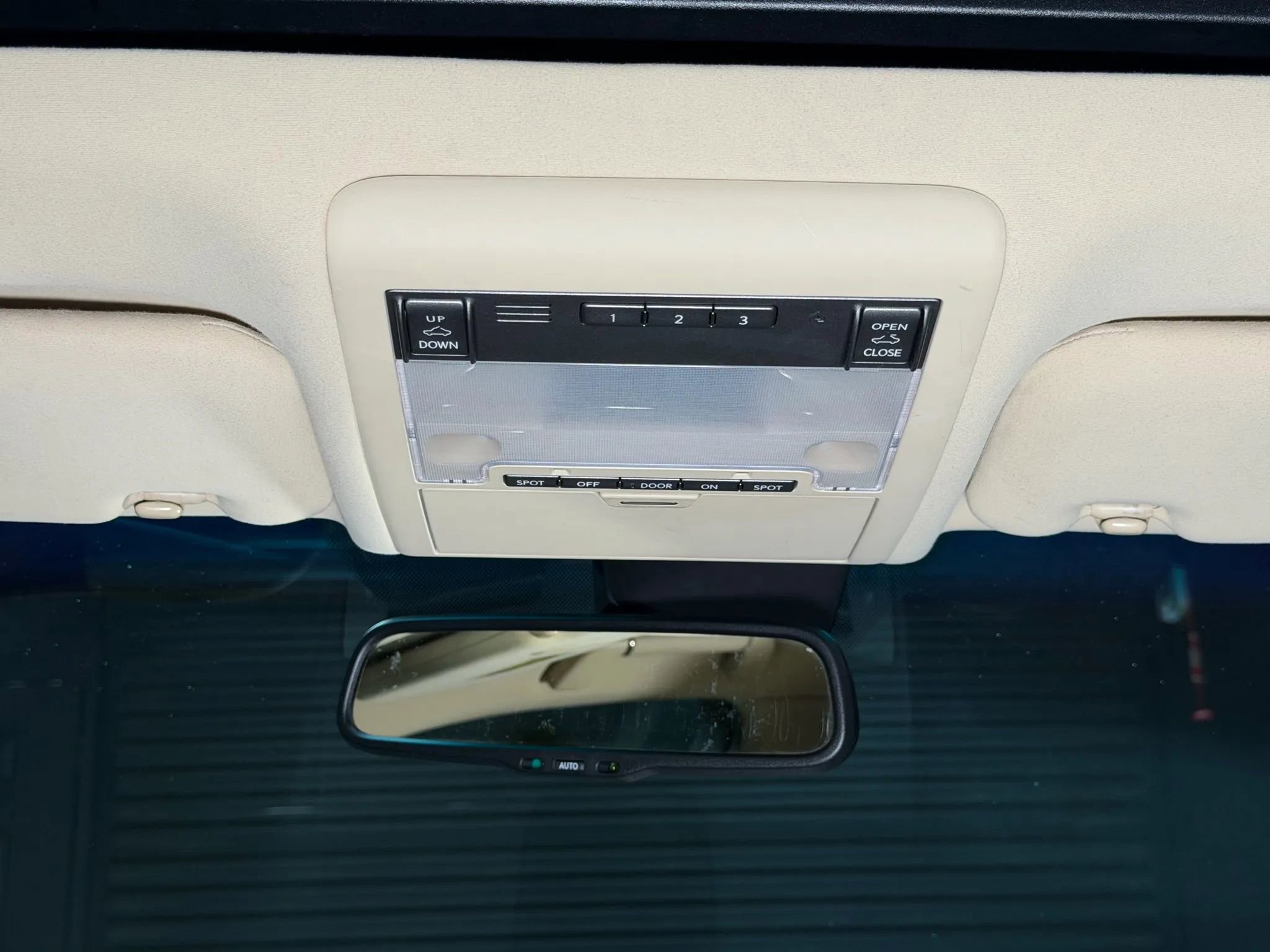 Used 2009 Lexus LS 460 AWD w/ Comfort Seating Pkg image 30