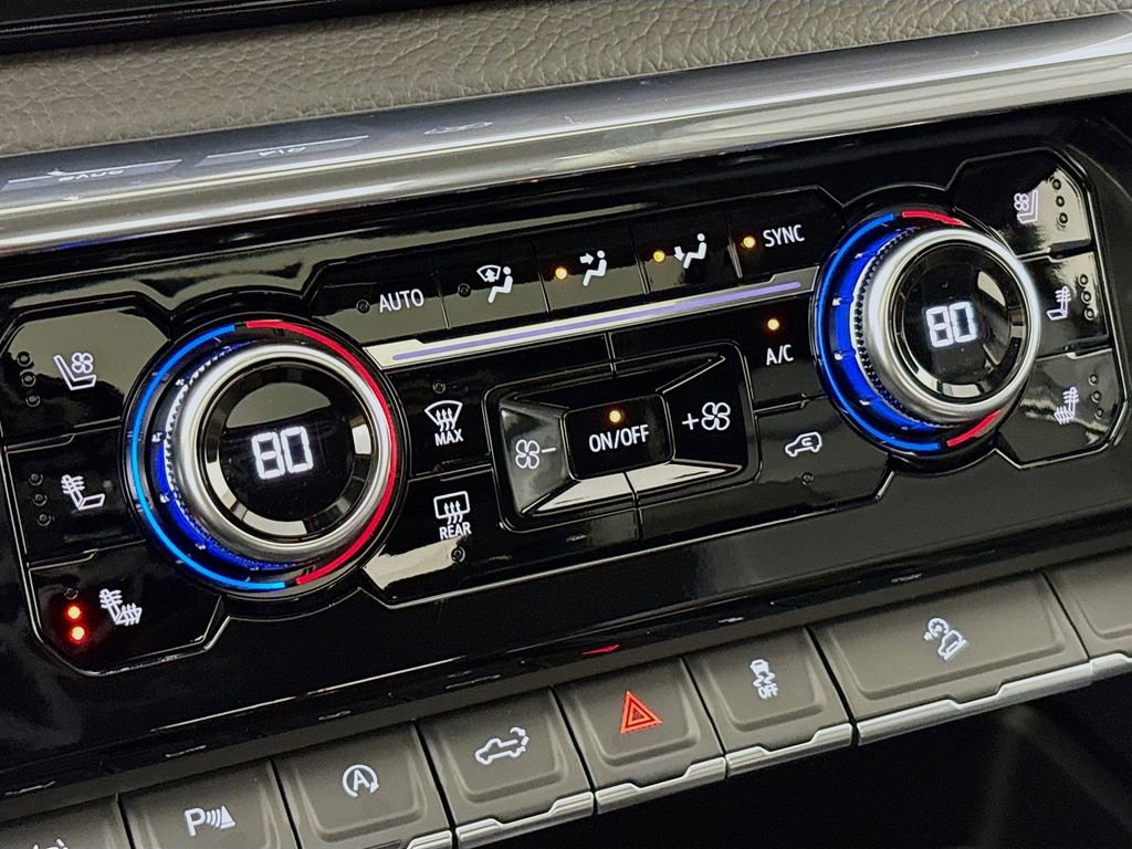 New 2026 GMC Sierra 1500 Denali w/ Denali Reserve Package image 16