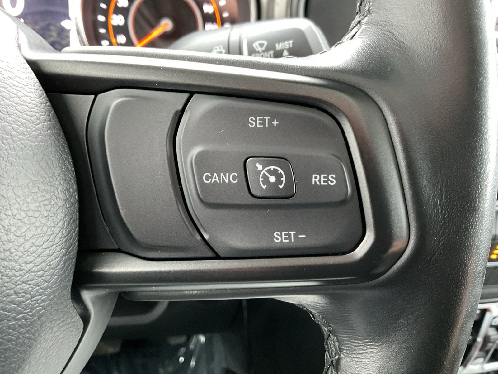 Used 2022 Jeep Gladiator Sport image 18