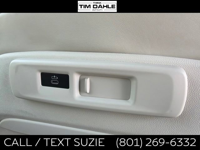 Used 2020 BMW X5 M50i AWD/4WD image 18