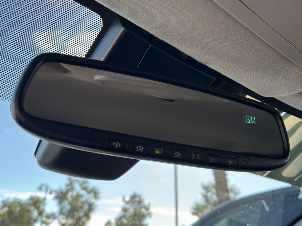 Used 2017 Toyota Prius Prime Premium w/ Carpet Mat Package FWD image 29