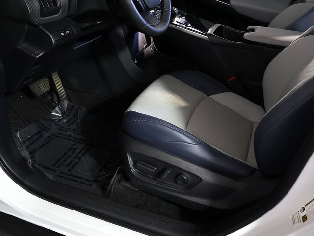 Used 2023 Subaru Solterra AWD image 26
