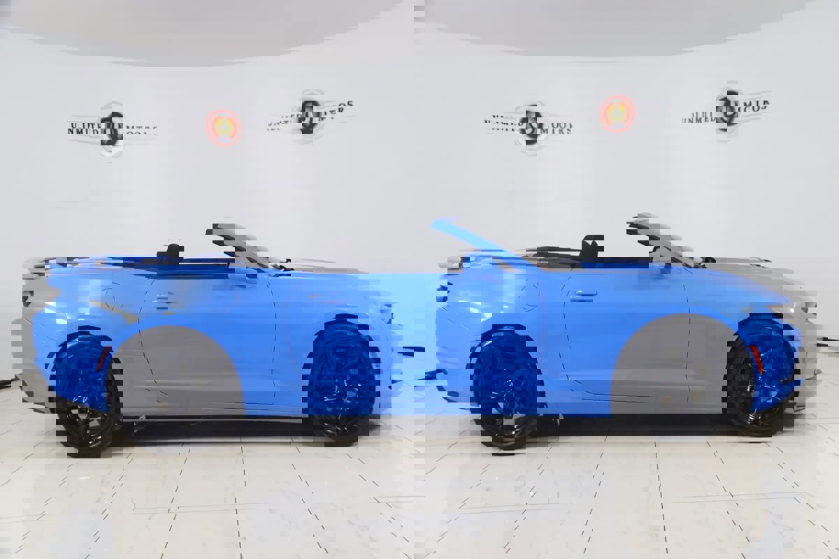 Used 2022 Chevrolet Camaro LT w/ RS Package RWD image 2