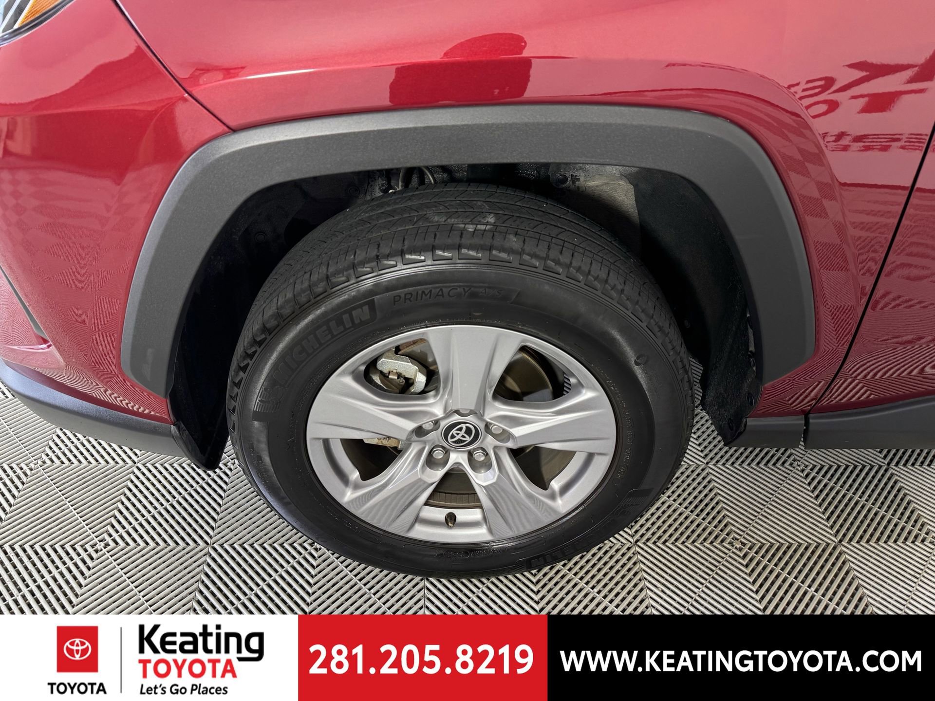 Certified 2025 Toyota RAV4 XLE FWD image 31