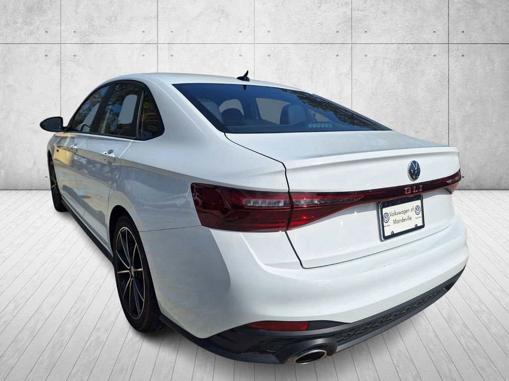 Used 2025 Volkswagen Jetta GLI Autobahn image 3