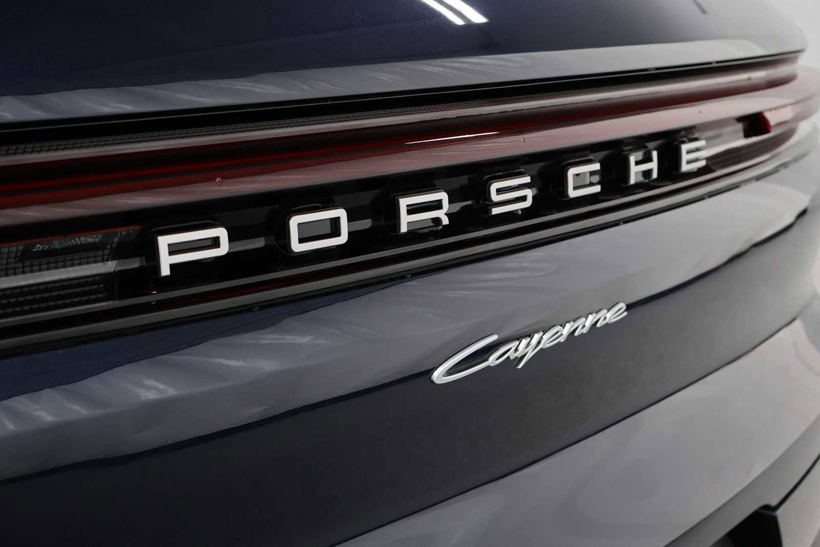 New 2026 Porsche Cayenne AWD/4WD image 8