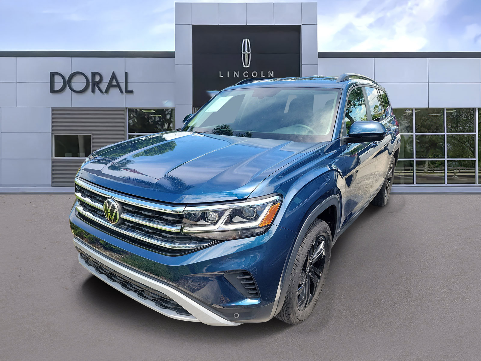 Used 2022 Volkswagen Atlas SE
