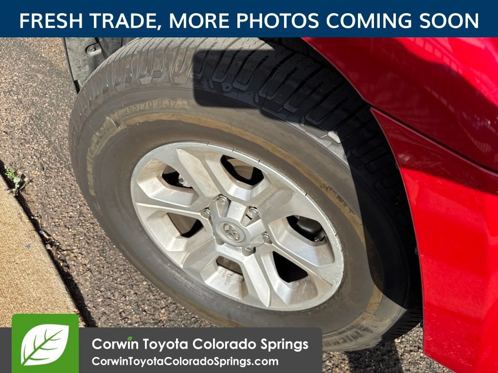 Used 2023 Toyota 4Runner SR5 Premium w/ SR5 Premium Package AWD/4WD image 8