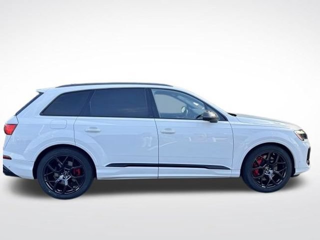 Certified 2025 Audi SQ7 Prestige AWD/4WD image 11