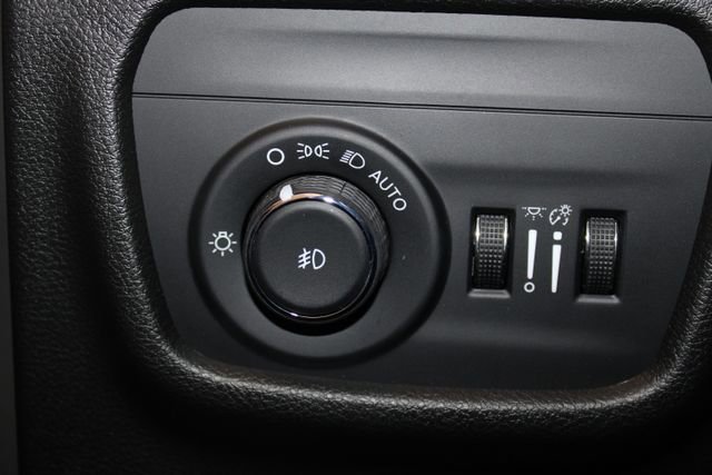 Used 2024 Jeep Grand Cherokee L Limited image 26