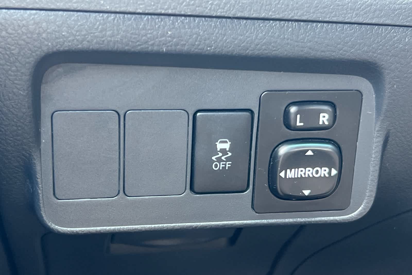 Used 2010 Toyota Corolla S FWD image 27