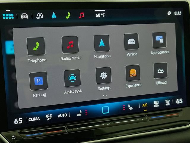 New 2025 Volkswagen Tiguan SE image 16