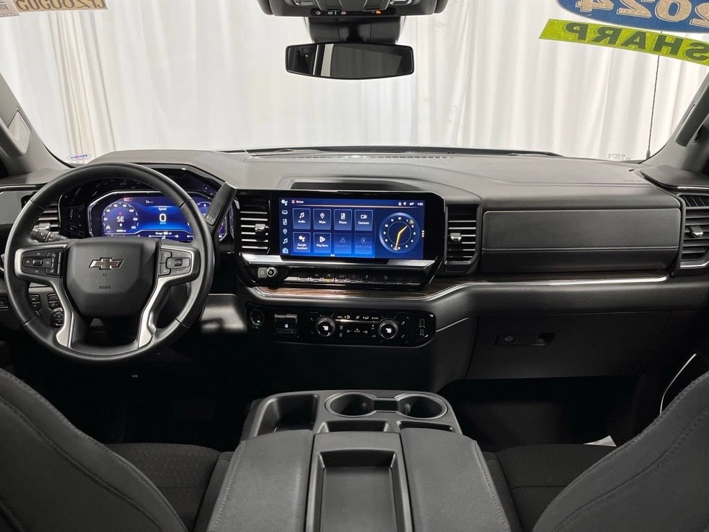 Used 2024 Chevrolet Silverado 1500 RST AWD/4WD image 14