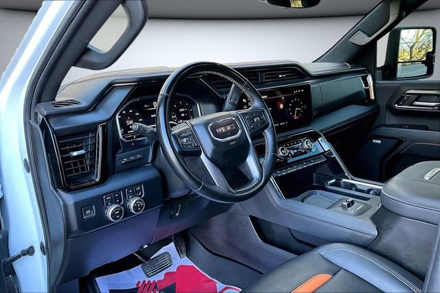 Used 2024 GMC Sierra 2500 AT4 w/ Technology Package image 18