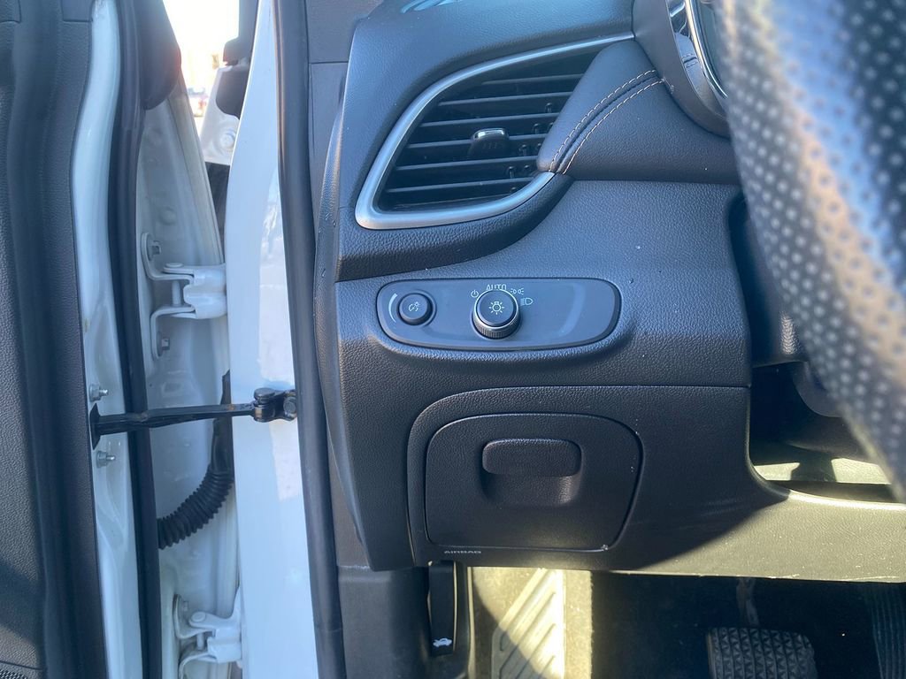 Used 2018 Chevrolet Trax LS image 14