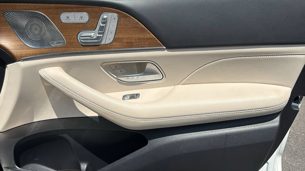 Certified 2025 Mercedes-Benz GLE 350 4MATIC image 13