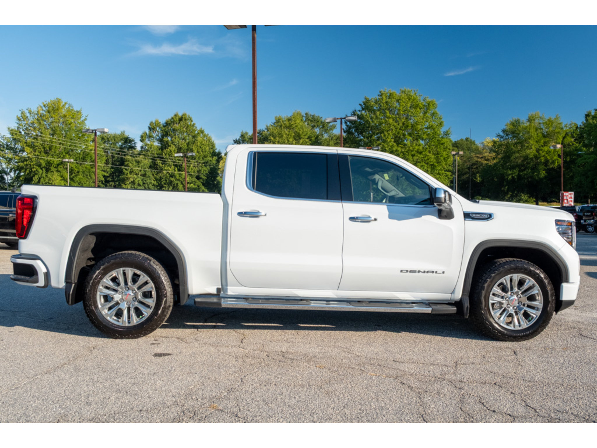 New 2026 GMC Sierra 1500 Denali w/ Technology Package AWD/4WD image 9
