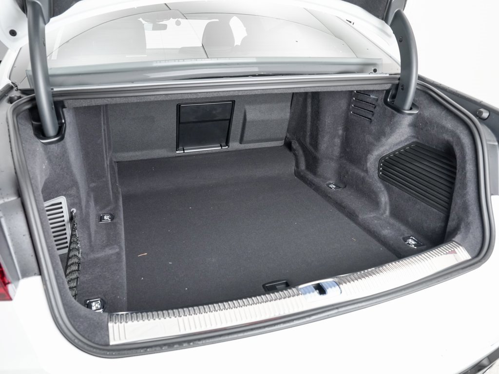 New 2025 Audi S8 image 27