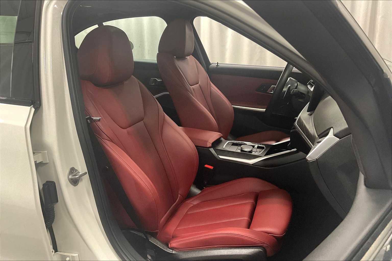 Used 2024 BMW M340i xDrive w/ Premium Package image 11