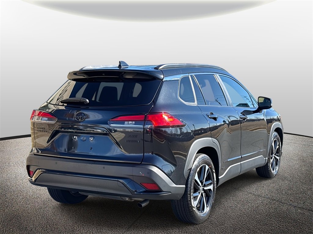 Used 2023 Toyota Corolla Cross XSE w/ Convenience Package image 2