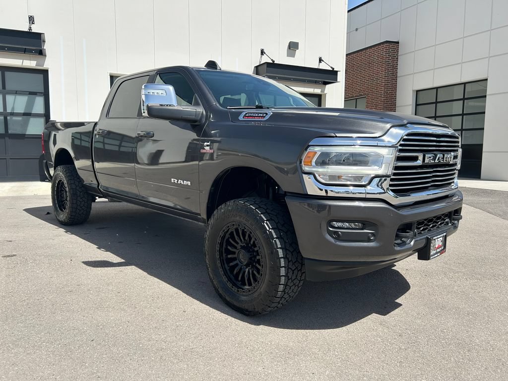 Used 2024 RAM 2500 Laramie AWD/4WD image 1