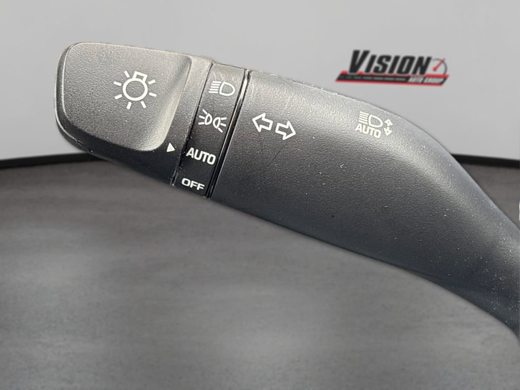 Certified 2023 Hyundai Santa Fe SEL w/ Premium Package image 22