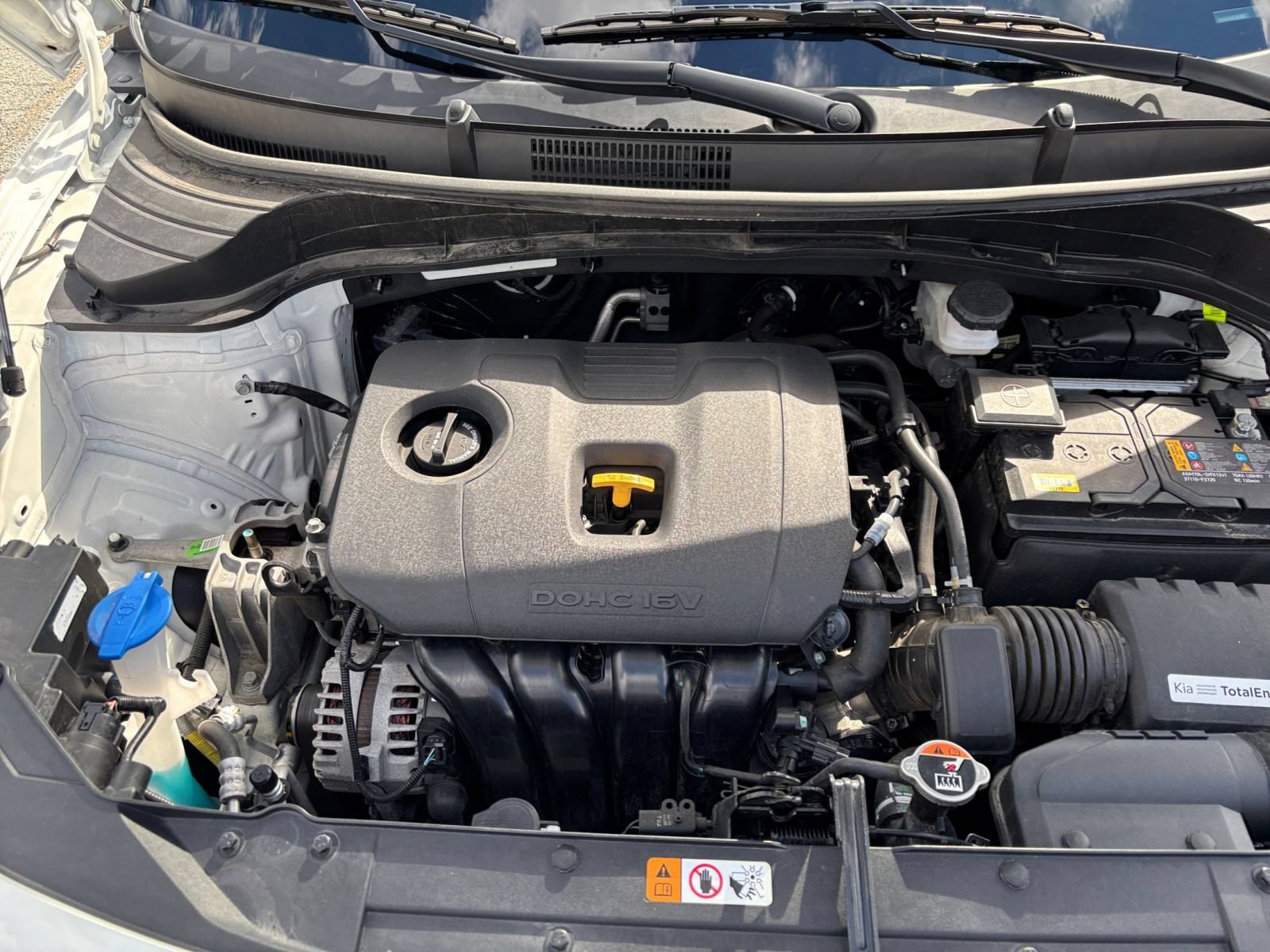 Used 2025 Kia Soul LX w/ LX Technology Package FWD image 29