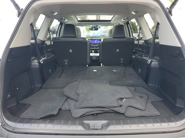 Used 2024 Toyota Grand Highlander Limited image 6