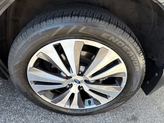 Used 2022 Subaru Ascent Limited w/ Technology Package AWD/4WD image 12