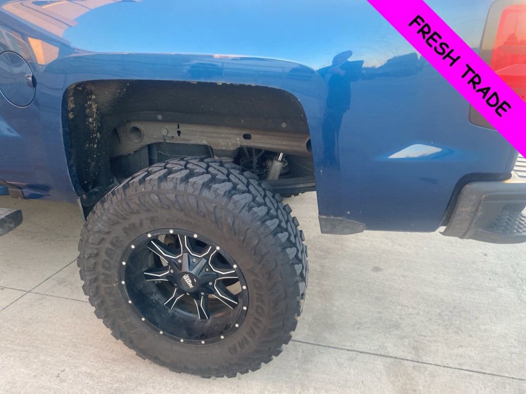 Used 2018 Chevrolet Silverado 1500 LT w/ Texas Edition image 5