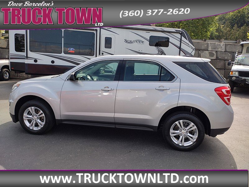 Used 2017 Chevrolet Equinox LS image 7