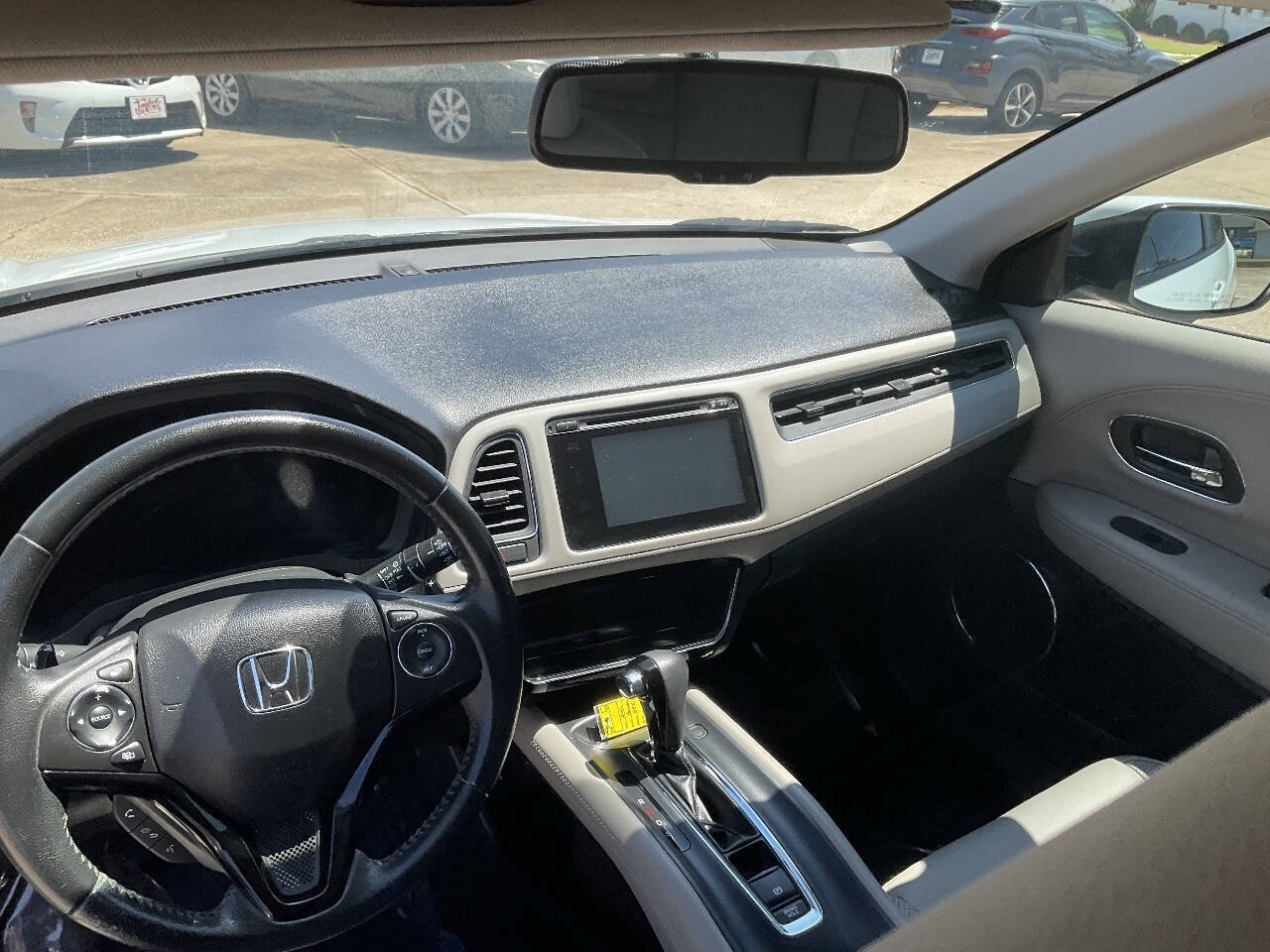 Used 2016 Honda HR-V EX-L image 14