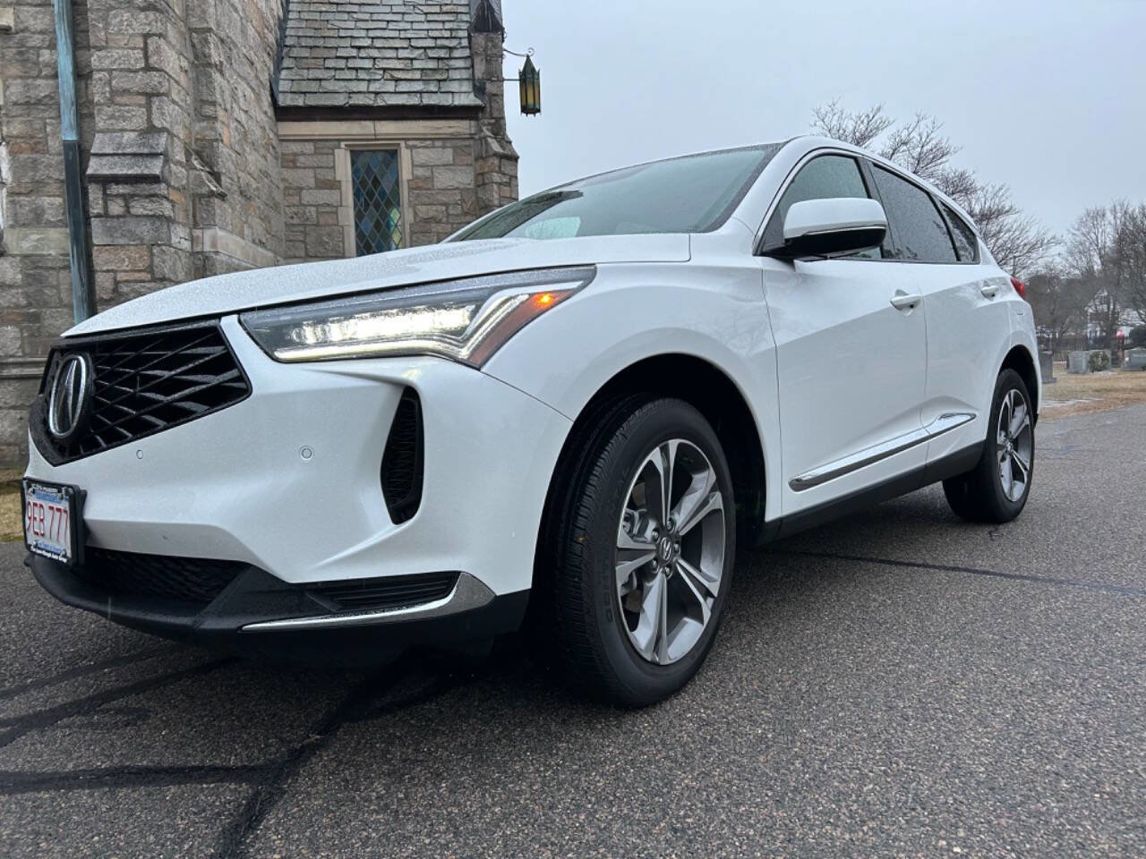 Used 2025 Acura RDX SH-AWD w/ Technology Package image 11