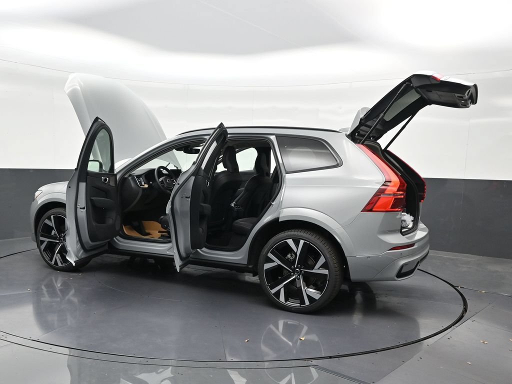 New 2026 Volvo XC60 B5 Ultra AWD/4WD image 32