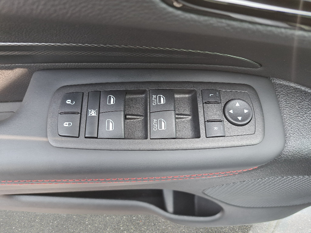 Certified 2023 Dodge Durango R/T AWD/4WD image 29