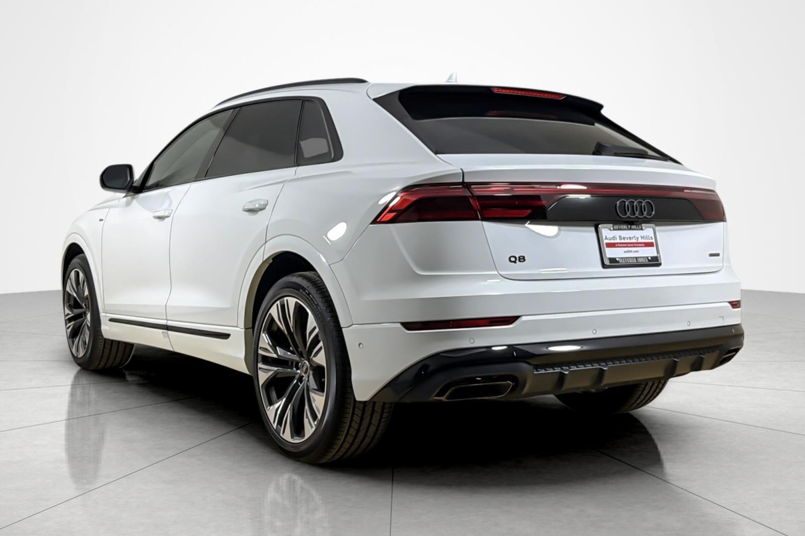 New 2026 Audi Q8 Premium Plus AWD/4WD image 4