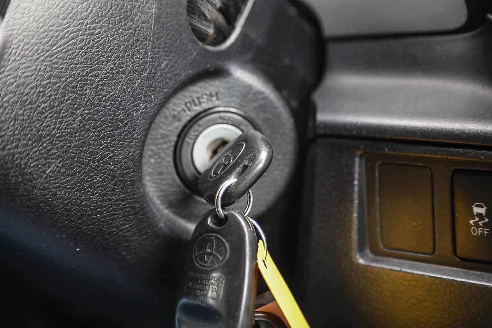 Used 2016 Toyota Tundra SR w/ Tow Package image 21