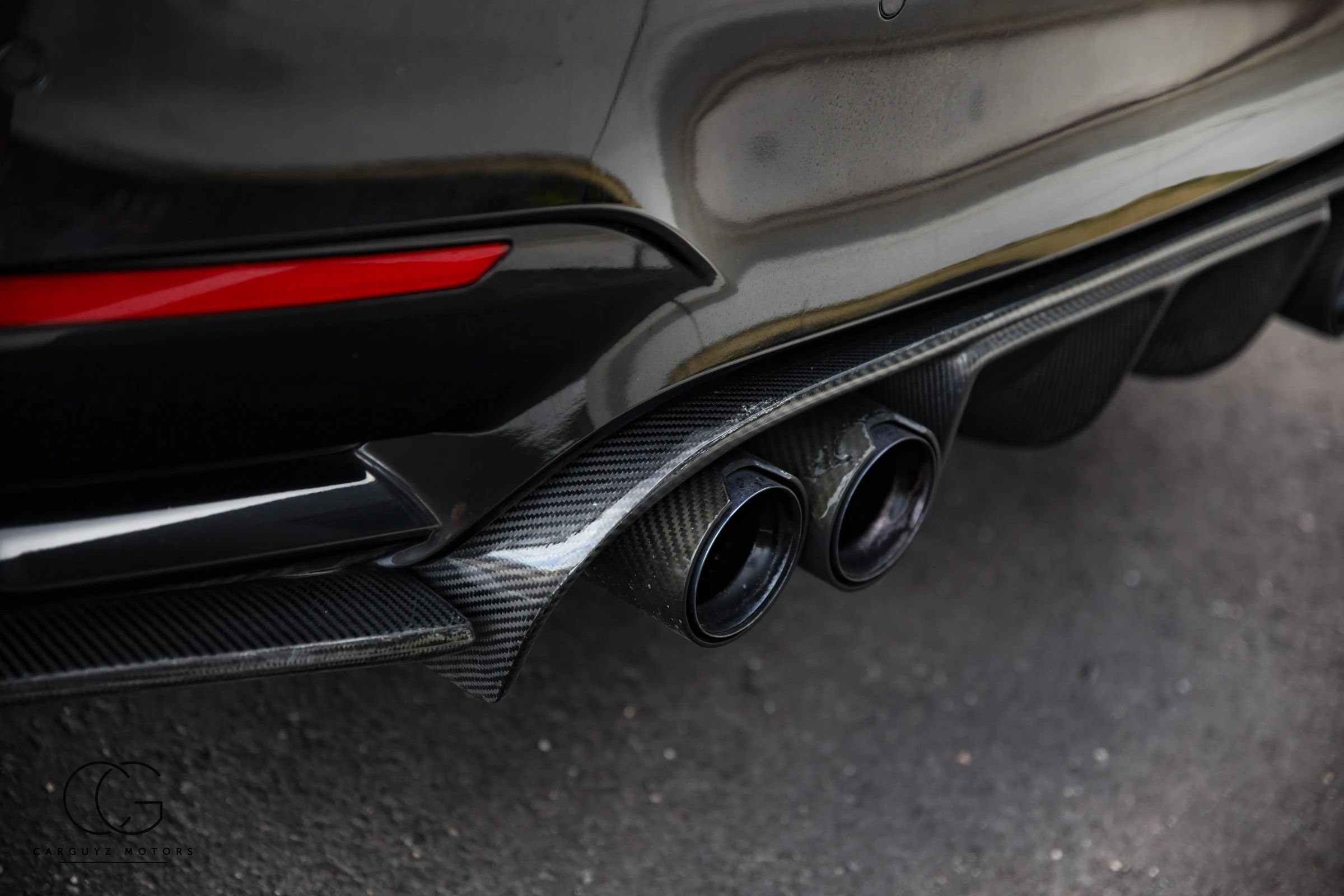 Used 2017 BMW M3 RWD image 13