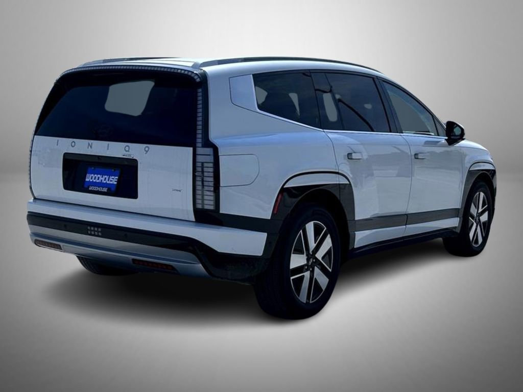 New 2026 Hyundai Ioniq 9 SEL image 5